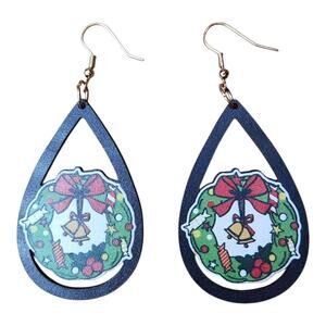 Christmas Wreath Teardrop Wooden Earrings Lightweight Women’s